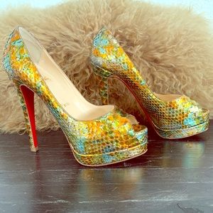Multi Tone Python Peep Toe Platform Pumps